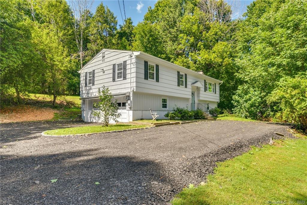 315 Danbury Road — exterior photo