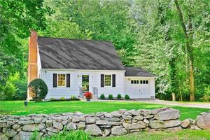 96 Pond Road