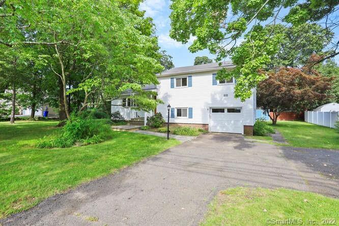 82 Rocks Road — exterior photo