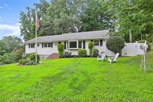 15 Echo Hill Road