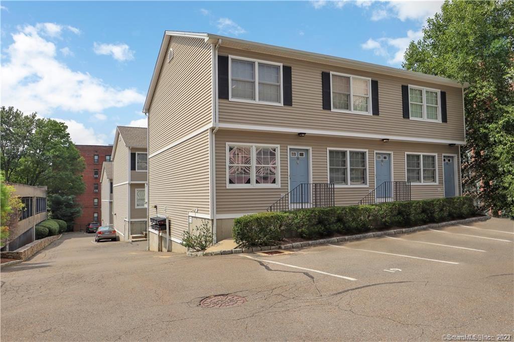 48 Strawberry Hill Avenue, Unit 10 — exterior photo