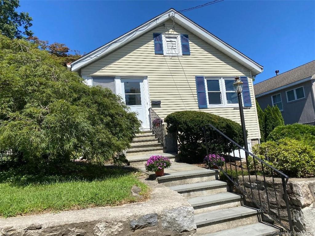 89 Ogden Road — exterior photo
