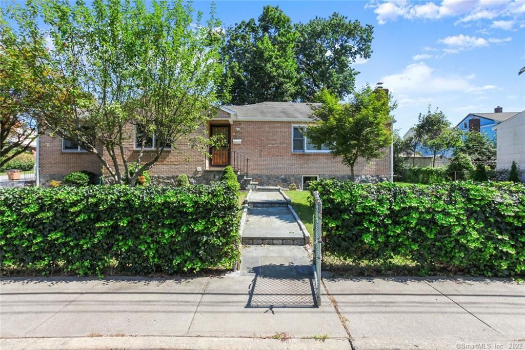 92 George Street — exterior photo