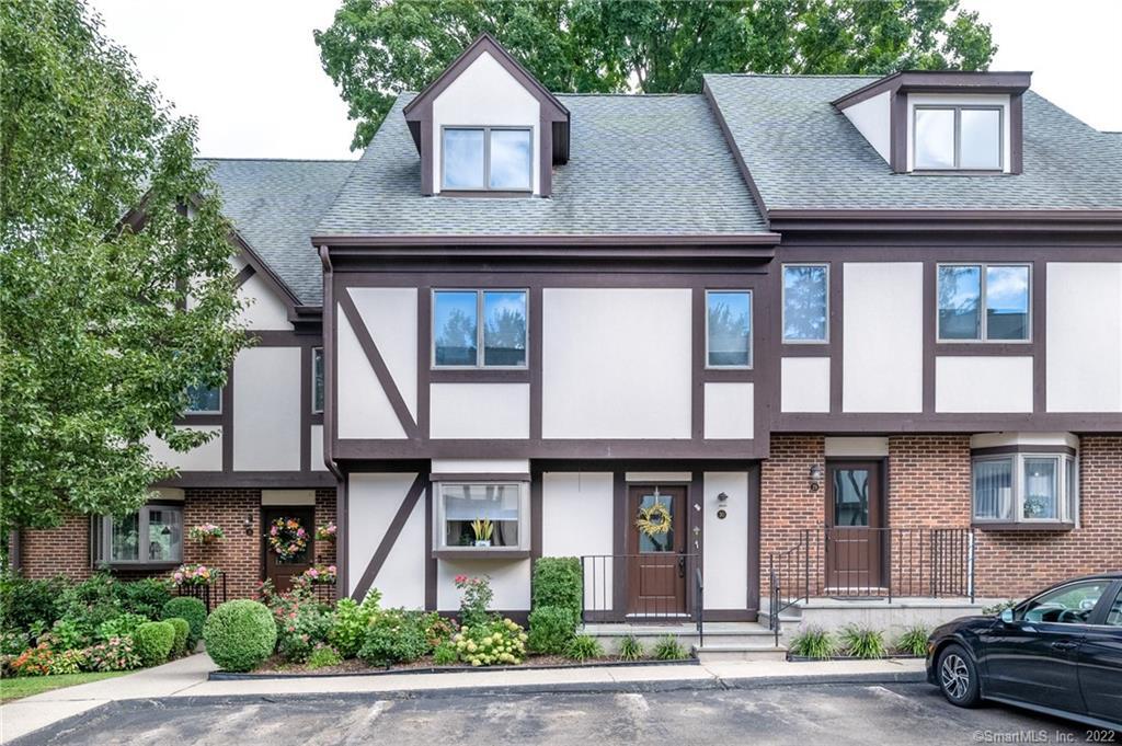 668 Glenbrook Road, Unit 30 — exterior photo