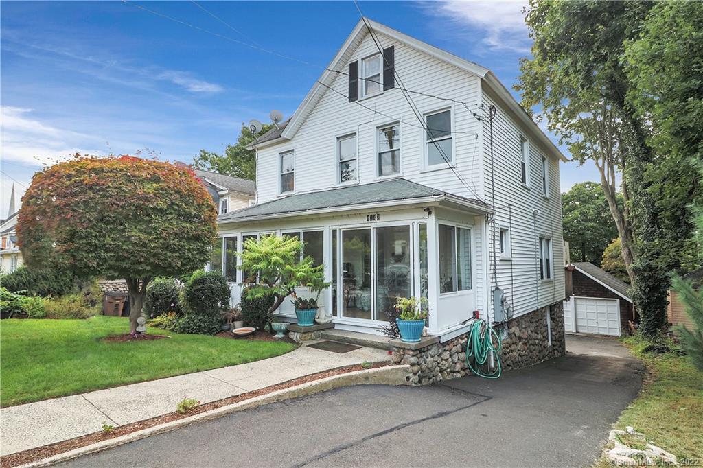 1142 Hope Street — exterior photo
