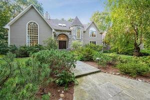 68 Valley View Drive