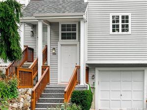 514 Foxboro Drive