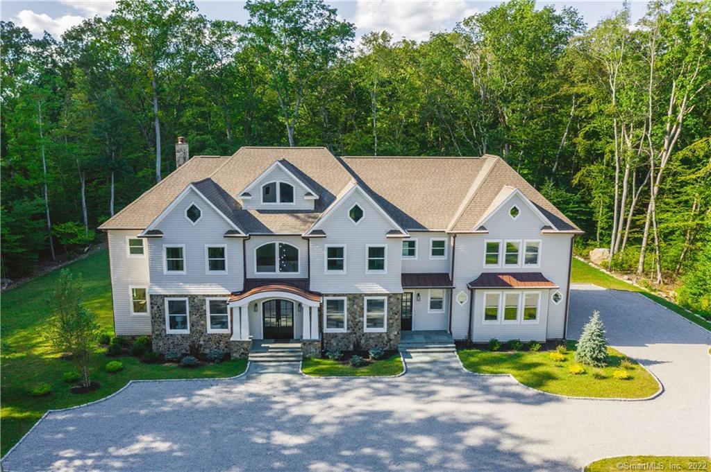 130 Mariomi Road — exterior photo