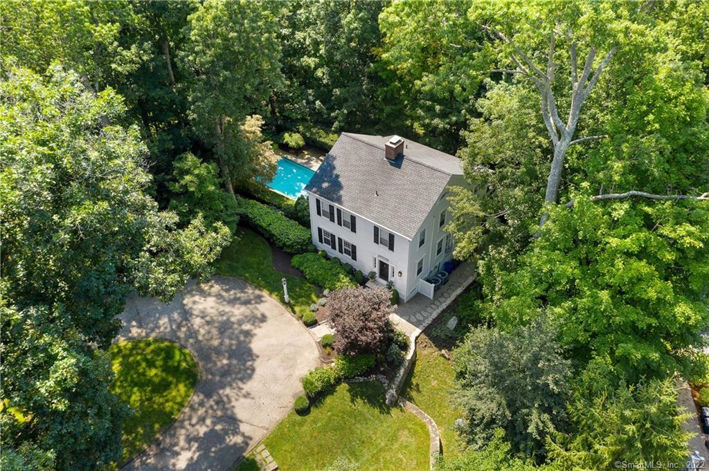 61 Compo Road — exterior photo