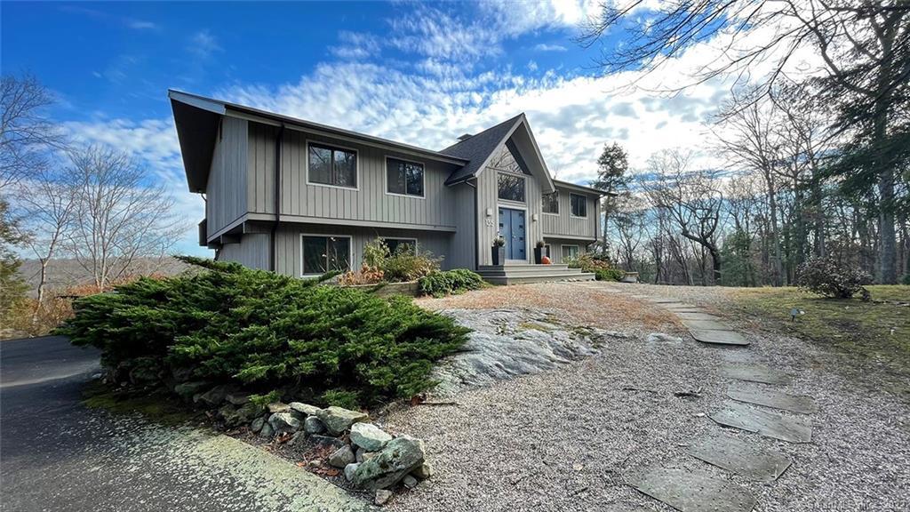 135 Davis Hill Road — exterior photo