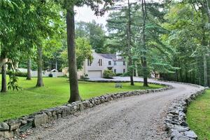 25 Ridge Road