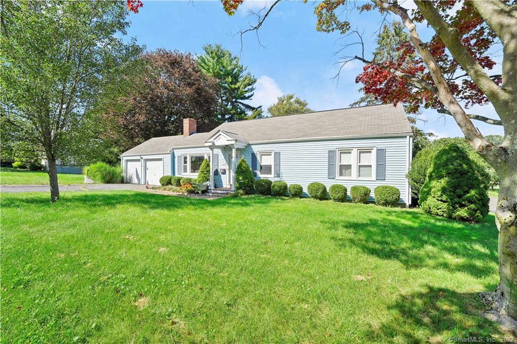 50 Oakland Drive — photo 1