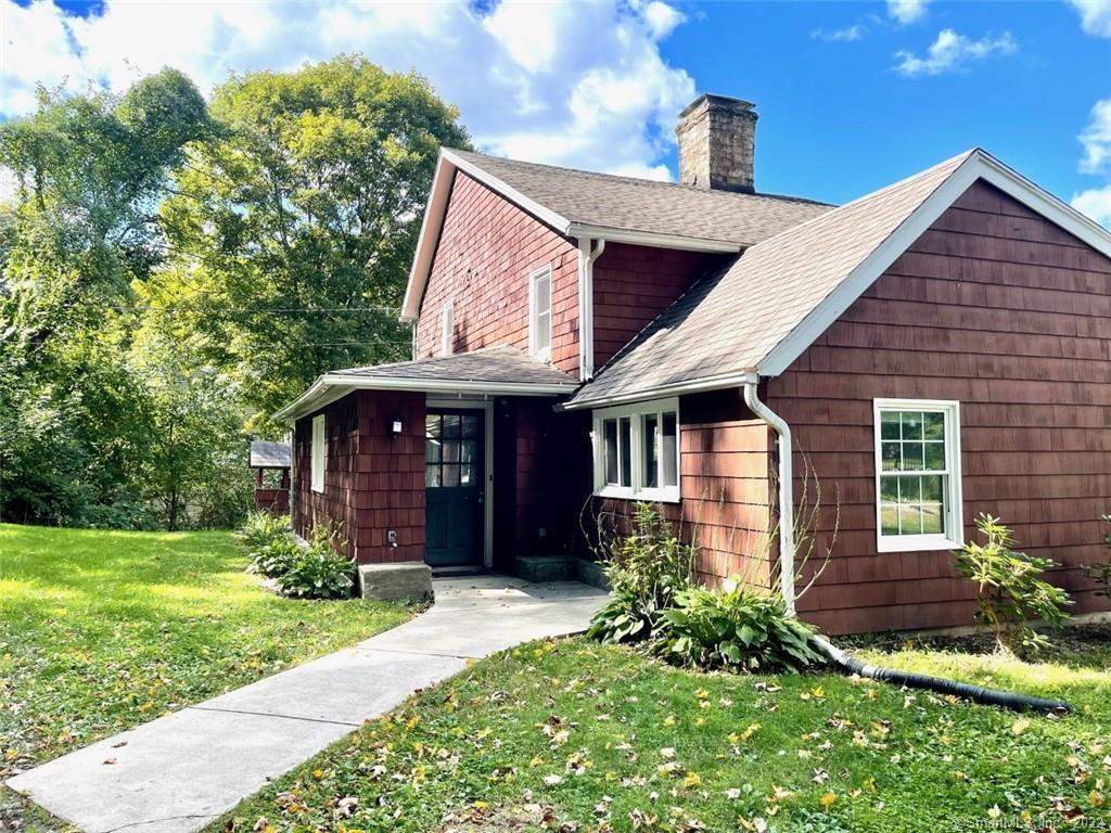 77 Bennetts Bridge Road — exterior photo