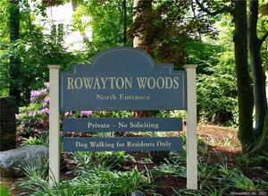 14 Rowayton Woods Drive, Unit 14