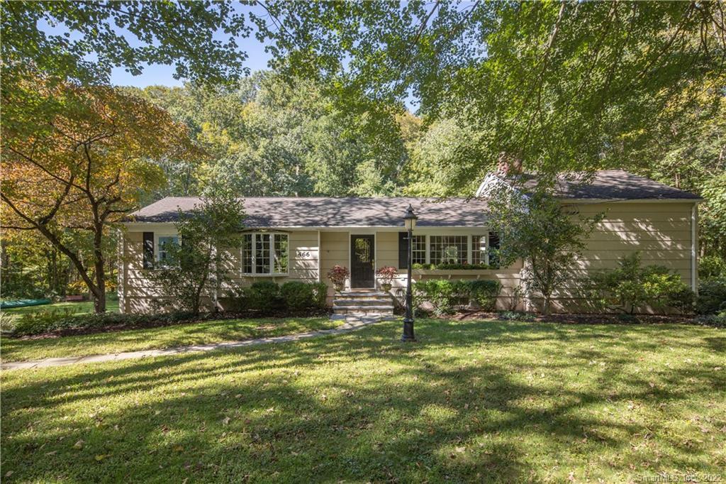 466 Newtown Turnpike — exterior photo