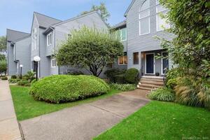 81 Wolfpit Avenue, Unit B5