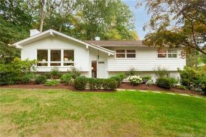 51 Iron Gate Road