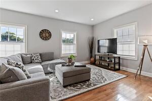 44 Raymond Street, Unit A