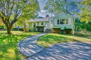 50 Birchside Drive