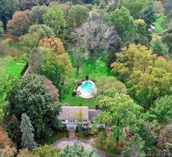 4 Clapboard Hill Road