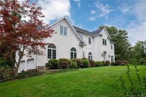 17 Farm Field Ridge Road