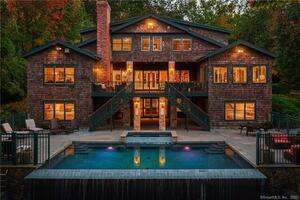 63 Taunton Lake Road
