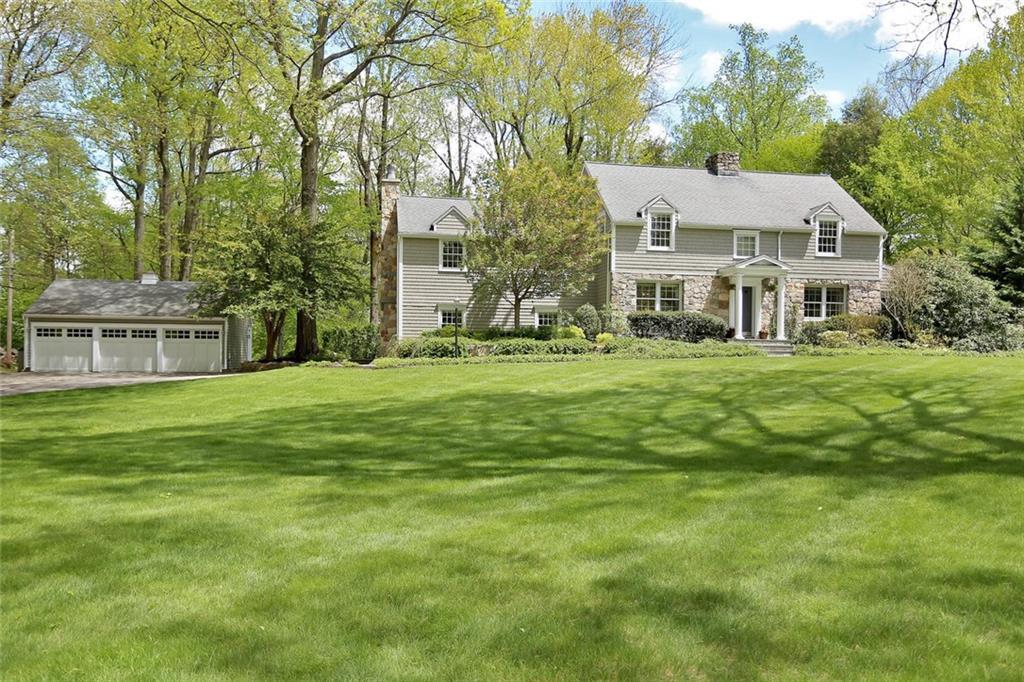 87 Hunting Ridge Road — exterior photo