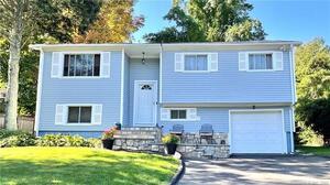15 Country Club Road