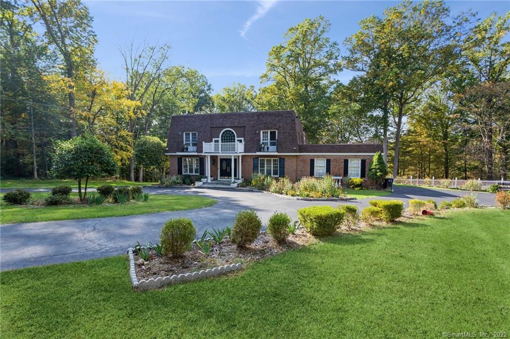 157 Jonathan Drive — exterior photo