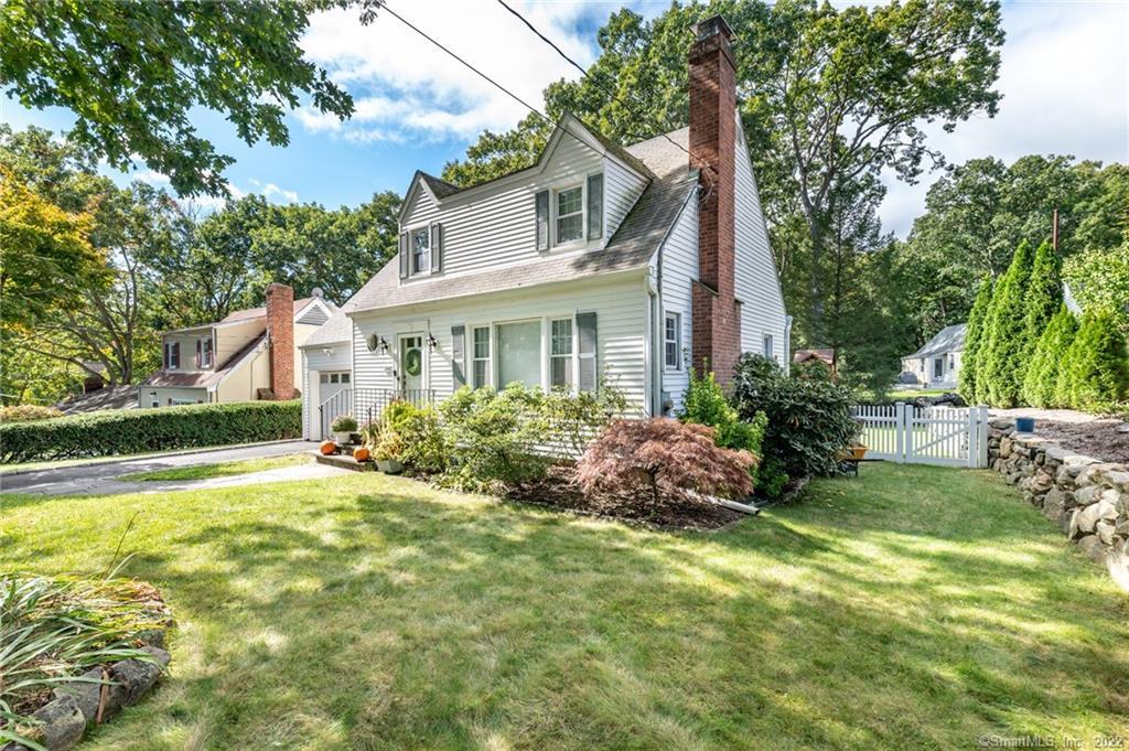 174 Dunn Avenue — exterior photo