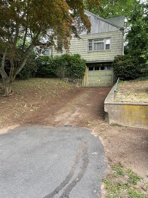 40 Elmbrook Drive — exterior photo
