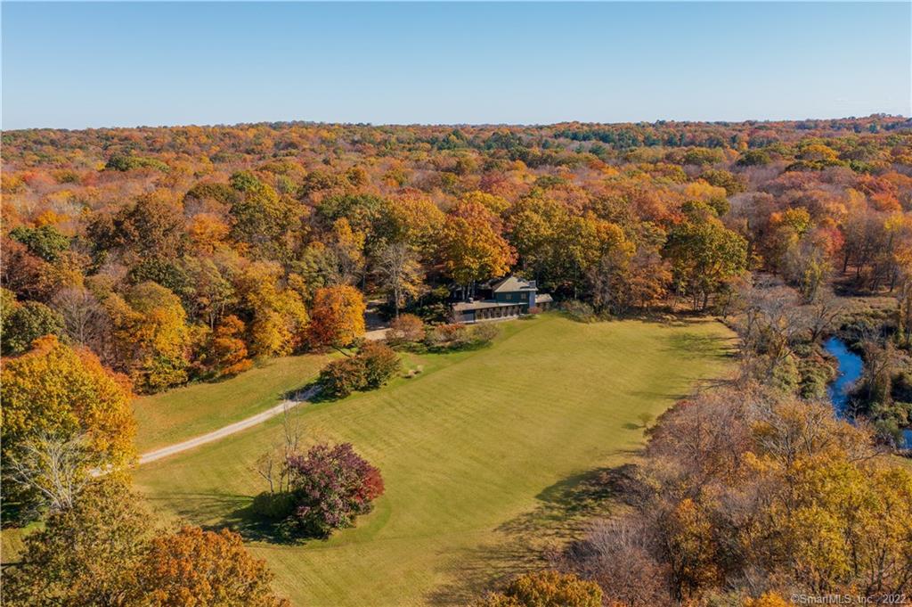 536 Riverbank Road — exterior photo