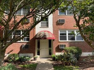 11 Bedford Avenue, Unit R4