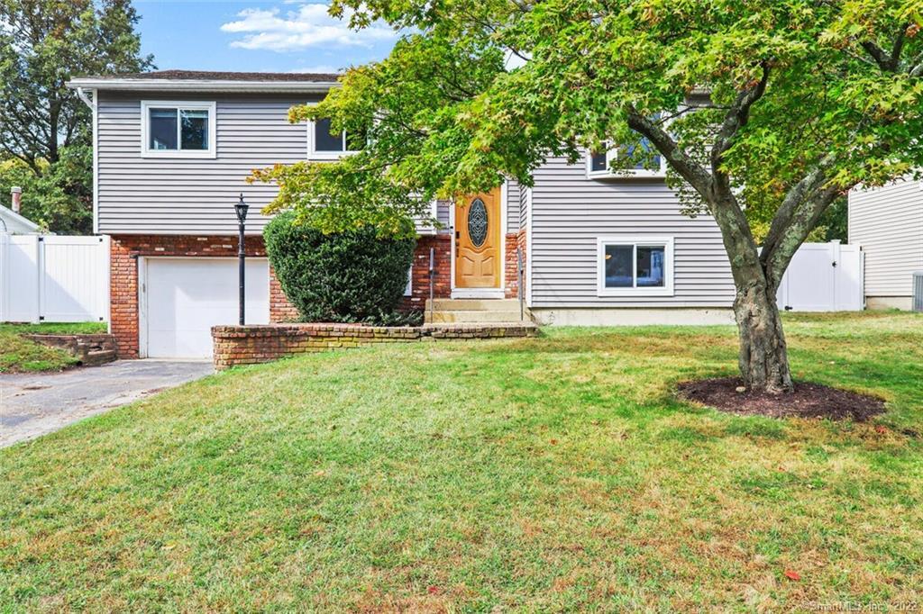 14 Marlin Drive — exterior photo