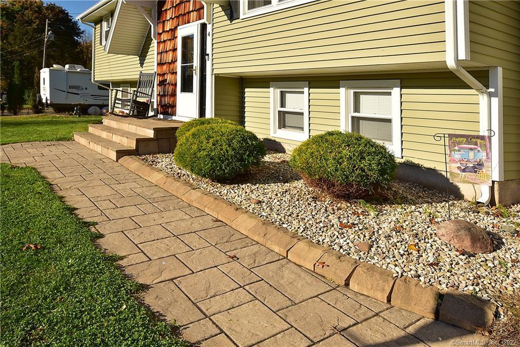 4 Hillside Drive, Ellington, CT 06029 - Thumbnail 3