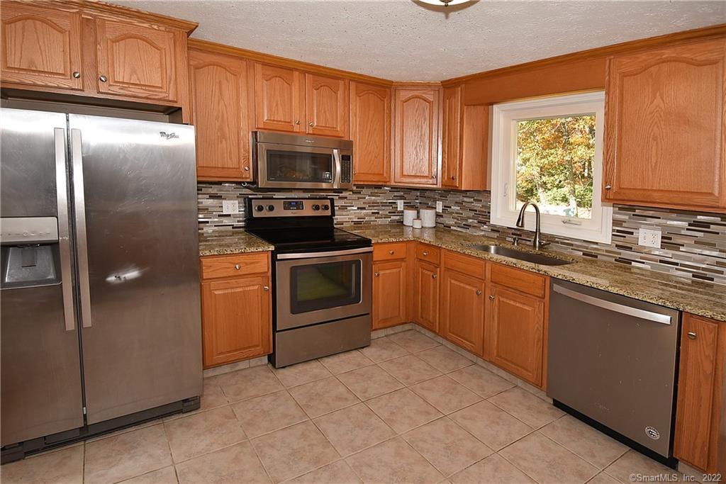 4 Hillside Drive, Ellington, CT 06029 - Thumbnail 16
