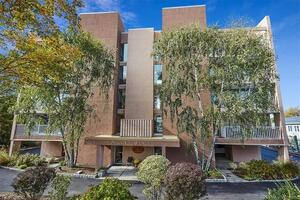26 Cove Avenue, Unit 5F