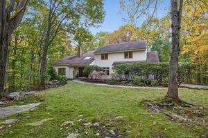 37 Marvin Ridge Place