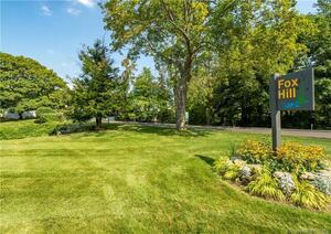 2 Apricot Lane, Unit 2