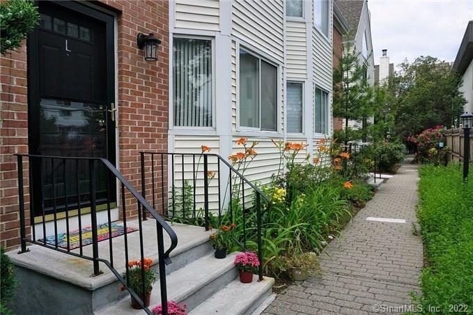 167 Grove Street, Unit L — exterior photo