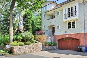 77 Indian Harbor Drive, Unit A