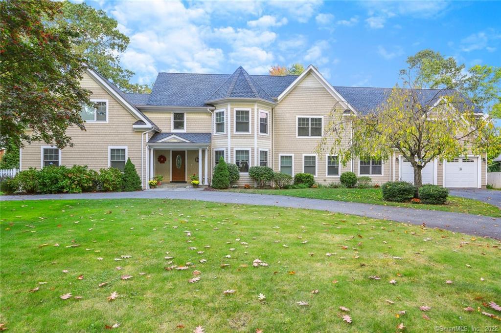 8 Marion Road — exterior photo