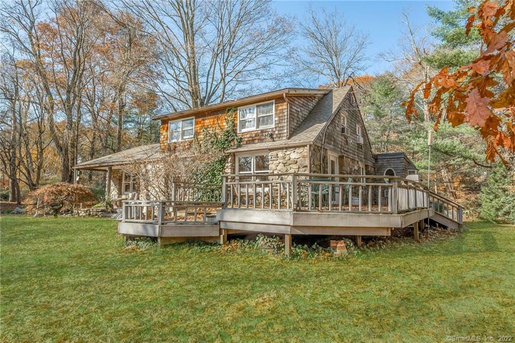 5 Brenner Lane — exterior photo
