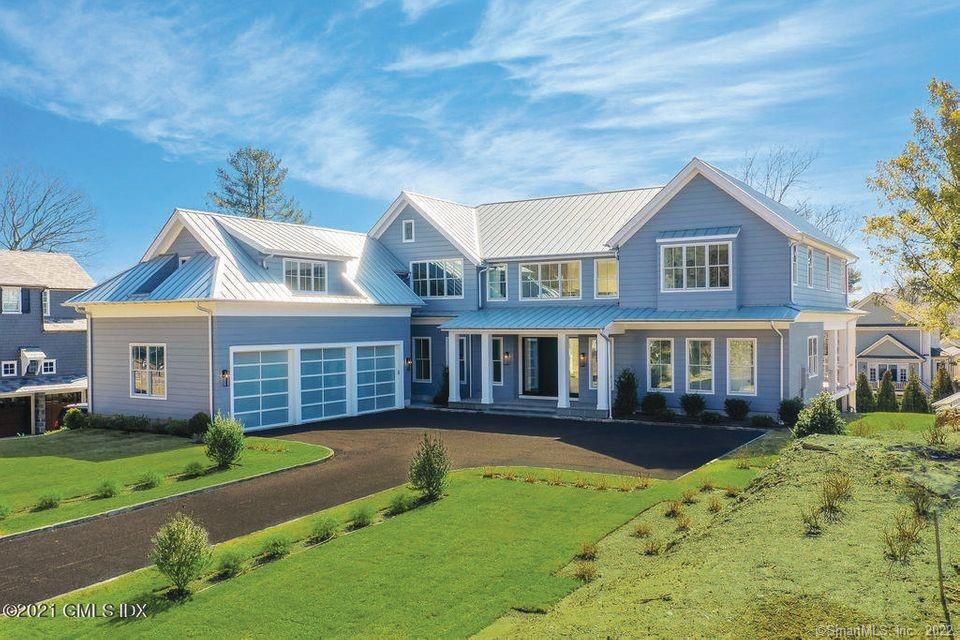 27 Evergreen Road — exterior photo