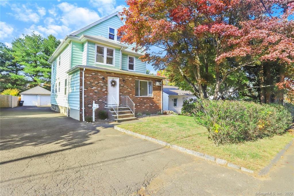 18 Dale Place — exterior photo
