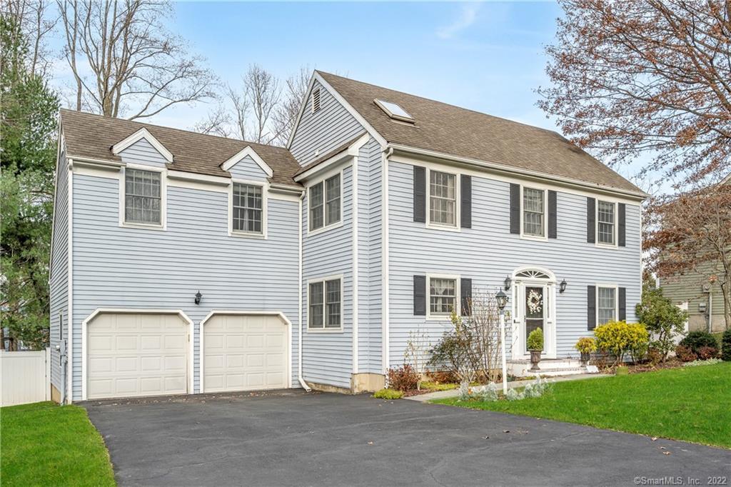 62 Fieldstone Terrace — exterior photo