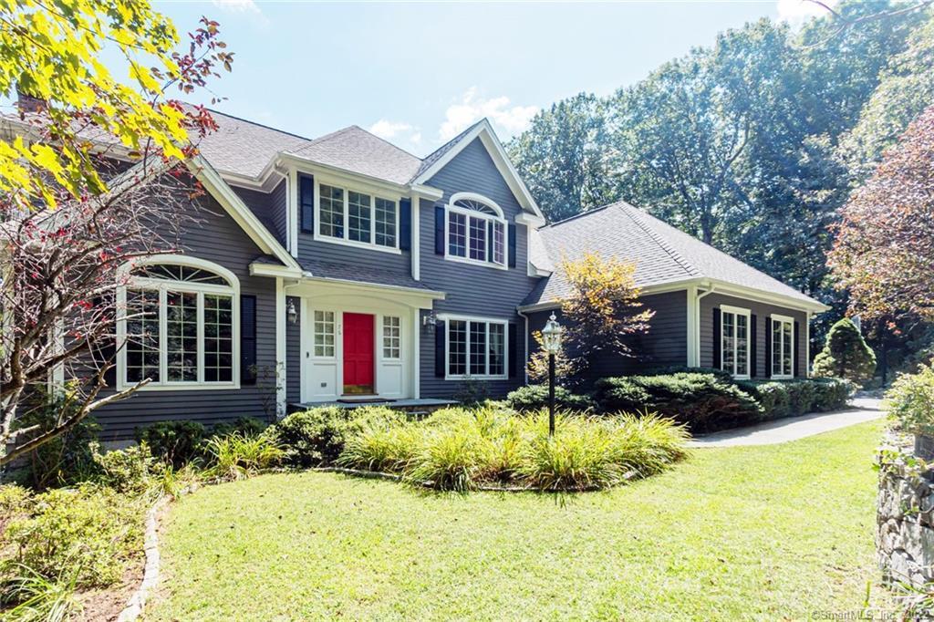 76 Graenest Ridge Road — exterior photo