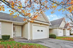 117 Haley Lane, Unit 117