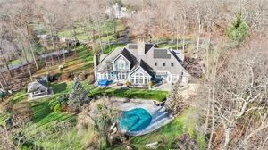 60 Tuckahoe Road