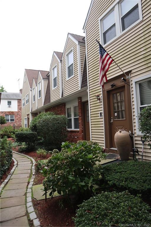 95 Columbus Place, Unit 7 — exterior photo